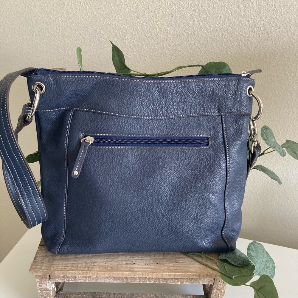 TIGNANELLO 100% LEATHER TRAVEL/EVERY DAY ADJUSTABLE CROSSBODY/SHOULDER B… - Picture 3 of 17